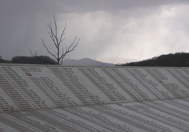masakra w Srebrenicy