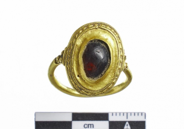 pierscien merowingow